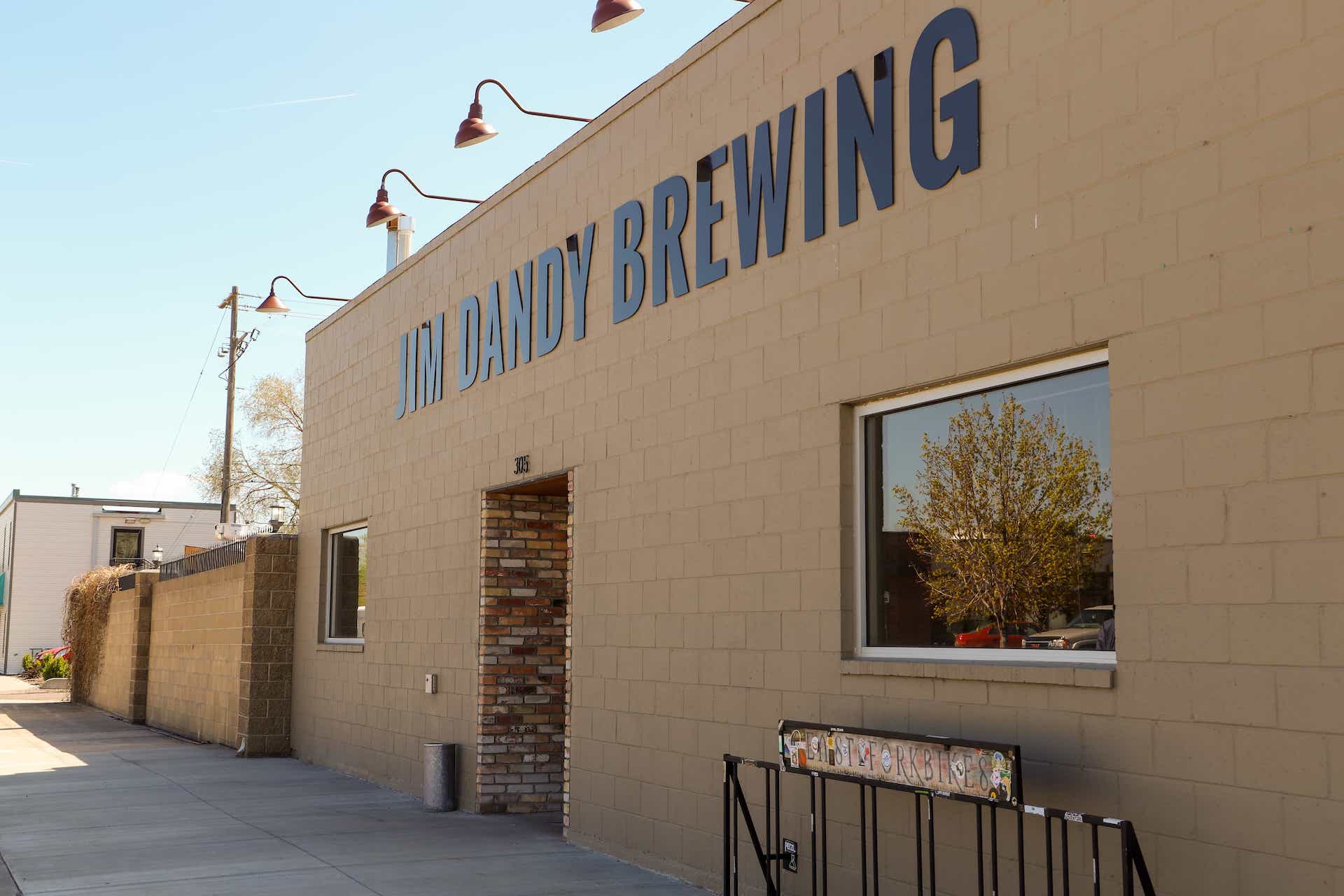 Jim Dandy Brewing building exterior